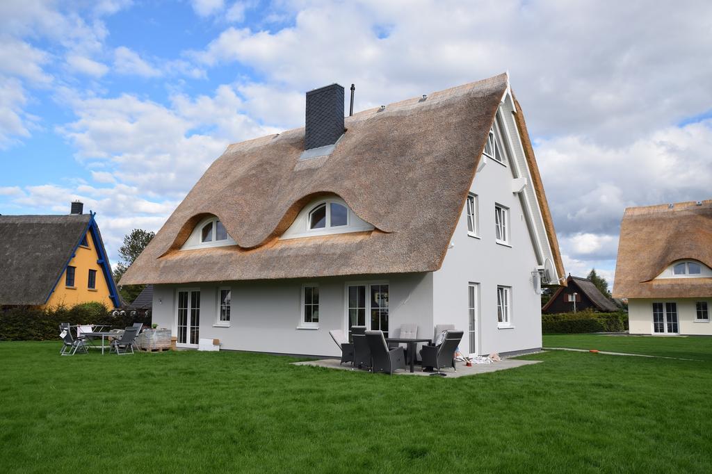 Reetdachhaeuser Boergerende ภายนอก รูปภาพ